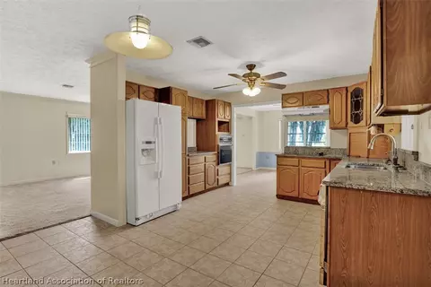 1833 Wright Ln, Lorida, FL 33857 photo 10