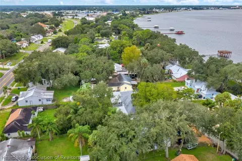 1530 Crescent Dr, Sebring, FL 33870 photo 9