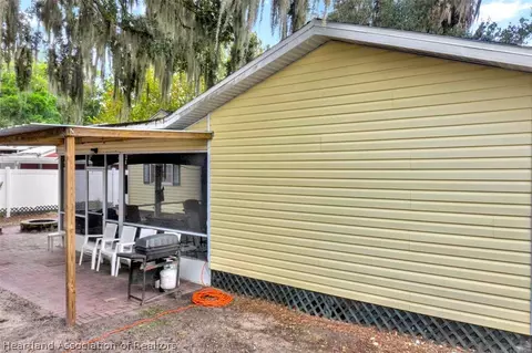 1530 Crescent Dr, Sebring, FL 33870 photo 8