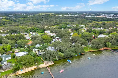 1530 Crescent Dr, Sebring, FL 33870 photo 3