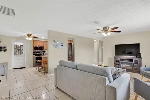 1609 Kerry Dr, Sebring, FL 33870 photo 8