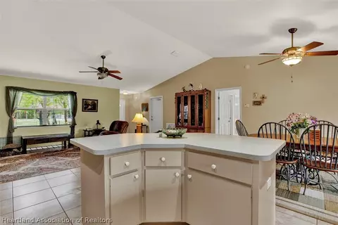 527 Arcola Dr, Sebring, FL 33875 photo 10
