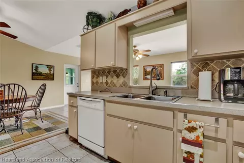 527 Arcola Dr, Sebring, FL 33875 photo 9