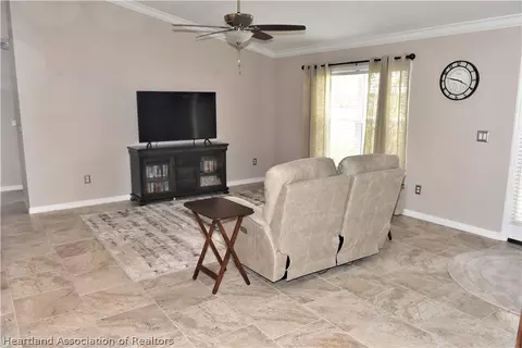 211 Mac Ln, Sebring, FL 33875 photo 4