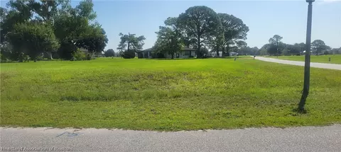 533 Ivy Dr, Sebring, FL 33876 photo 1