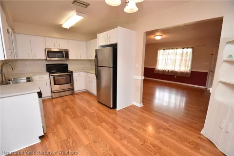 225 Jay Ave, Sebring, FL 33870 photo 6