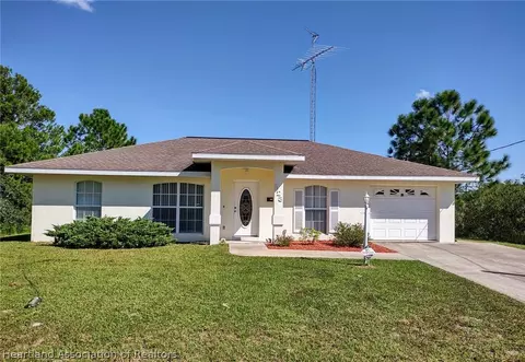 323 Scrub Jay Ave, Sebring, FL 33870 photo 1