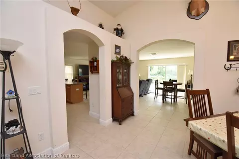 308 Brant Ave, Sebring, FL 33870 photo 9