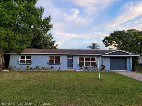 4141 Capri St, Sebring, FL 33872 photo 1