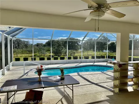 3208 Mildred St, Sebring, FL 33875 photo 2
