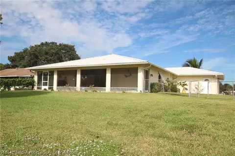 2009 Hunter Rd, Okeechobee, FL 34974 photo 3