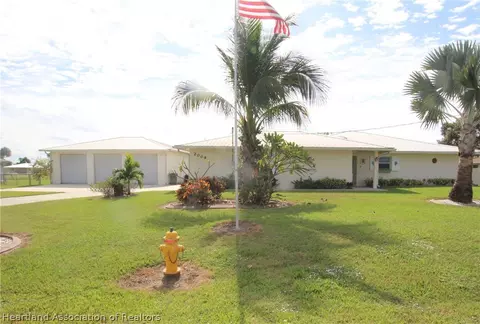2009 Hunter Rd, Okeechobee, FL 34974 photo 1