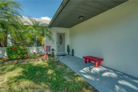 1812 Manatee Dr, Sebring, FL 33870 photo 4