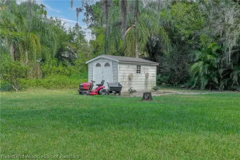 1812 Manatee Dr, Sebring, FL 33870 photo 22