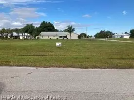 6025 Red Cedar Rd, Sebring, FL 33876 photo 2