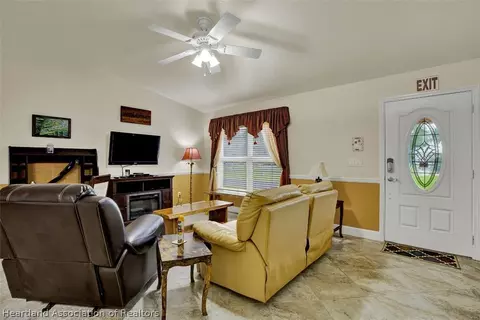 2830 Trellis Dr, Sebring, FL 33875 photo 9