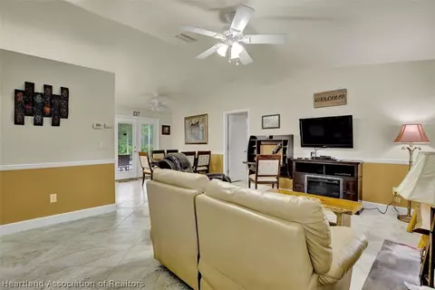 2830 Trellis Dr, Sebring, FL 33875 photo 10