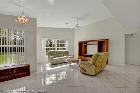 3310 Divot Rd, Sebring, FL 33872 photo 9