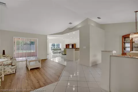 3310 Divot Rd, Sebring, FL 33872 photo 5
