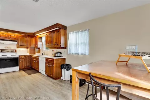 1121 Pine Ave, Frostproof, FL 33843 photo 13