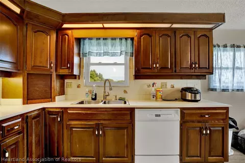 1121 Pine Ave, Frostproof, FL 33843 photo 20