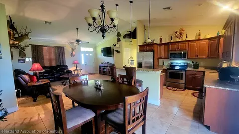 7552 Atsina St, Sebring, FL 33875 photo 5