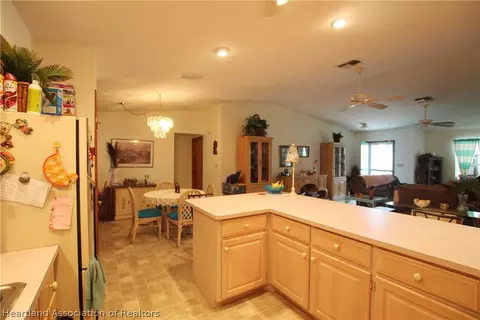 2323 SE 30th St, Okeechobee, FL 34974 photo 4