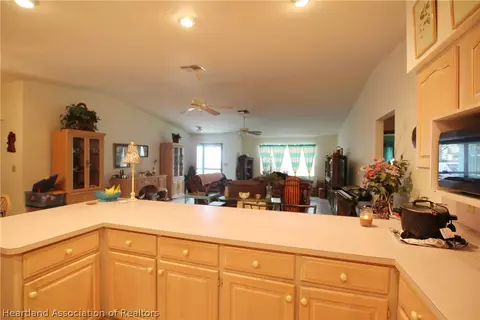 2323 SE 30th St, Okeechobee, FL 34974 photo 5