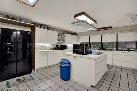 1655 Dinner Lake Dr, Sebring, FL 33870 photo 2