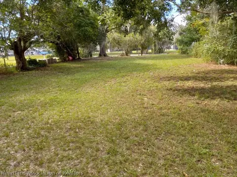 436 Maple Ave, Sebring, FL 33870 photo 5