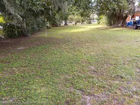 436 Maple Ave, Sebring, FL 33870 photo 1
