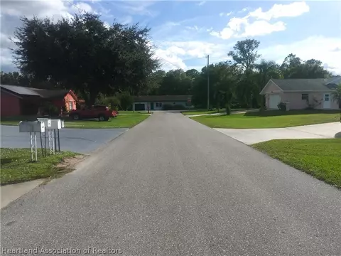 4429 Leaf Rd, Sebring, FL 33875 photo 3