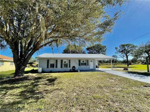 3112 Mildred St, Sebring, FL 33875 photo 1