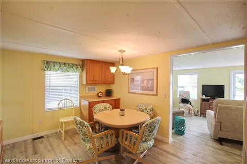 1032 Peach St, Okeechobee, FL 34974 photo 9