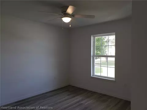 220 Quail Ave, Sebring, FL 33870 photo 4