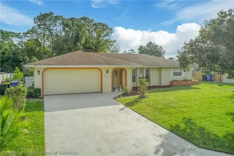 2011 Pasco Dr, Sebring, FL 33870 photo 2