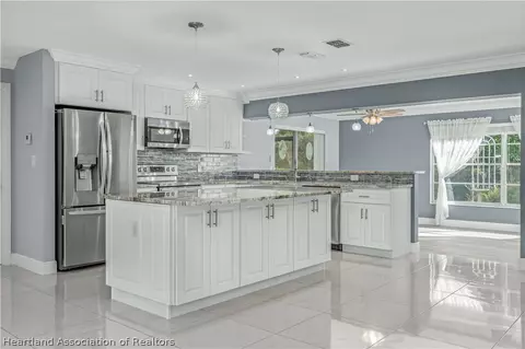 2011 Pasco Dr, Sebring, FL 33870 photo 7