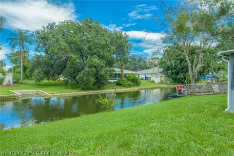 930 Kerry Dr, Sebring, FL 33870 photo 5