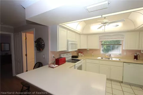 3918 Mandarin Rd, Sebring, FL 33875 photo 10