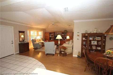 3918 Mandarin Rd, Sebring, FL 33875 photo 6