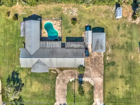 3204 Golfview Rd, Sebring, FL 33875 photo 2