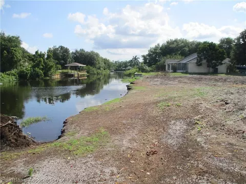 154 NE Mango Rd NE, Lake Placid, FL 33852