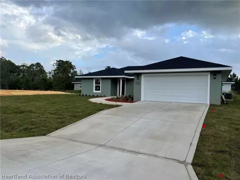 4607 Sunbeam St, Sebring, FL 33872 photo 2