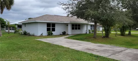504 NW 10th Ave, Okeechobee, FL 34972 photo 1