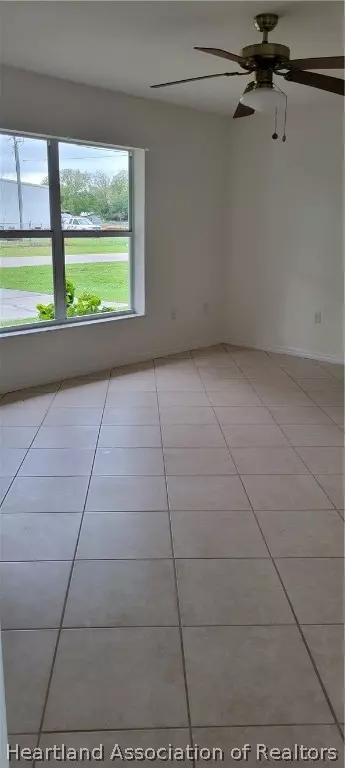 504 NW 10th Ave, Okeechobee, FL 34972 photo 2