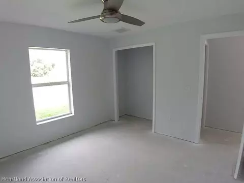 8017 Pine Glen Rd, Sebring, FL 33876 photo 9