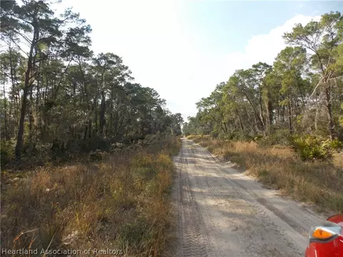 473 Hummingbird Ave, Sebring, FL 33872 photo 6