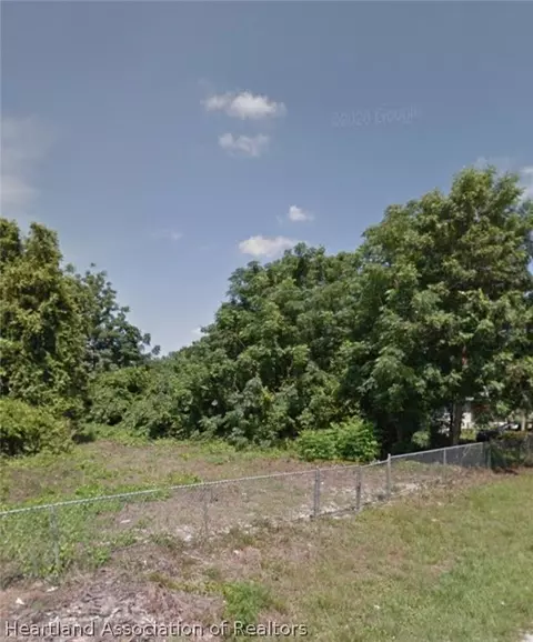 2601 King Dr, Sebring, FL 33870 photo 2