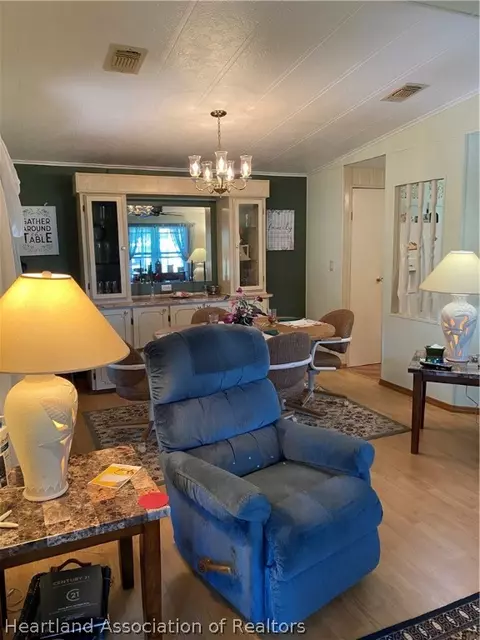 4003 E Briaridge Cir E, Sebring, FL 33870 photo 9