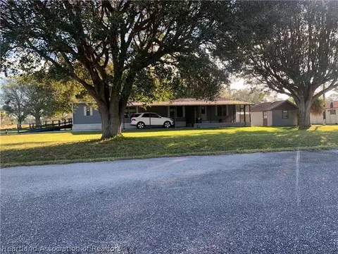 17320 Broadwing Ln, Okeechobee, FL 34974 photo 2